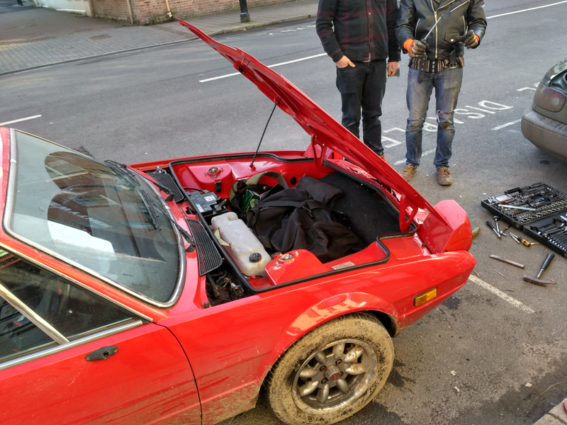 After lots of hard work and cutting the (undamaged) bonnet was finally cleared so it could be opened